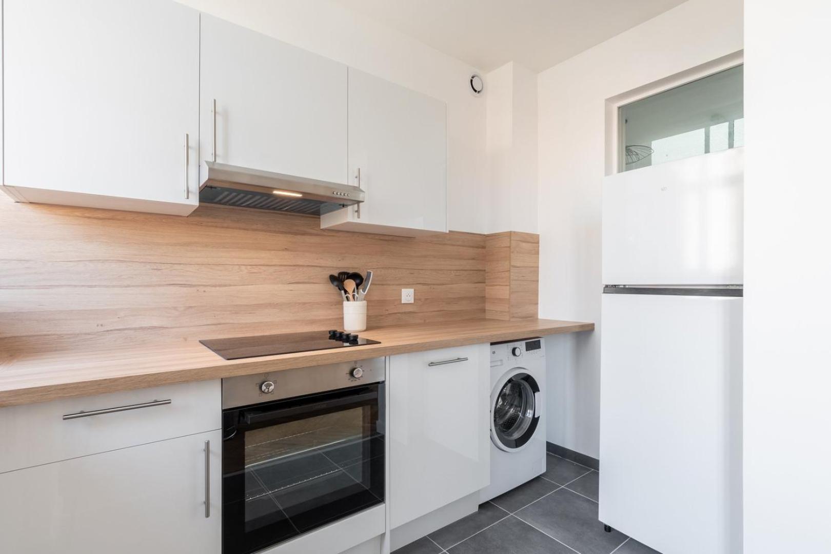 Charming Through-Apartment Renovated And Equipped! Marcq-en-Baroeul Eksteriør billede